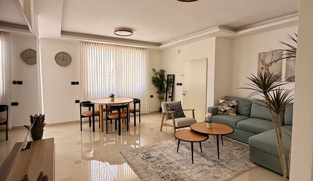 3-bedroom apartment in beautiful Masyon in Ramallah in Ramallah