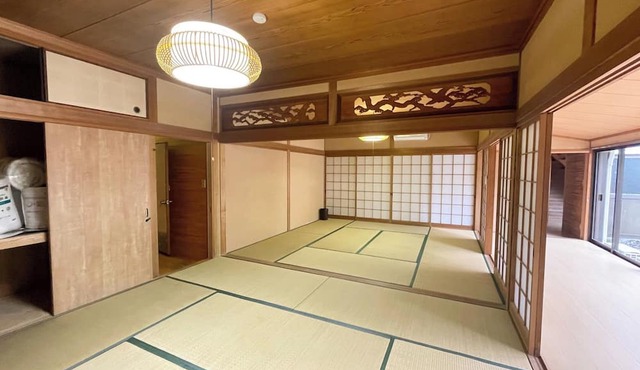 Rent the whole house Limited to one group per day A detached house of about 223m maximum 12 peo/Kushima Miyazaki