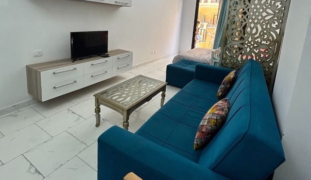 Charming 2-Bedroom Chalet in Hurghada with AC, WiFi & Beach Access