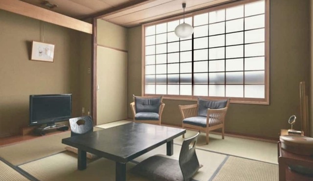 Nonsmoking Japanesestyle room 8 tatami mats 1 rank upgrade breakfast included/Saga Saga