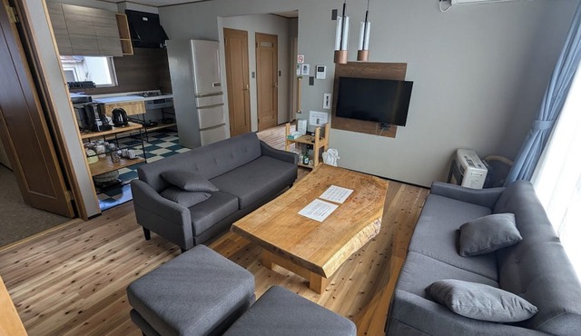 Entire building for rent 3 bedrooms living room /Date Hokkaidō