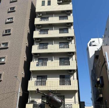 Near Senso-ji & Kappabashi 0 Min
