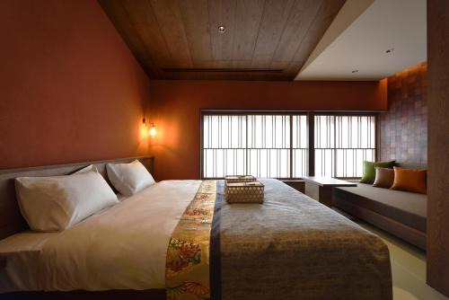 Hyakurakusou Higashichaya in Kanazawa