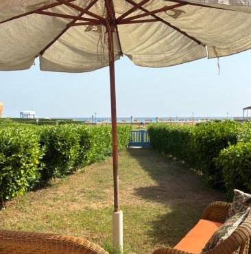 Beachfront Chalet ,Royal Beach Resort