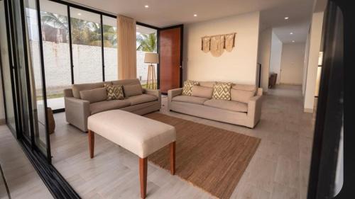Las Velas Colán Luxury Beachfront House with Pool