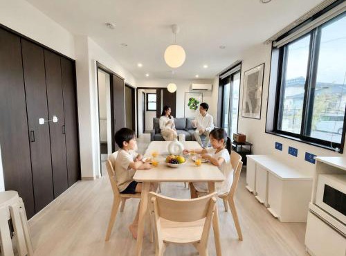 Modern Japanese House Near Ozu Station by Restavio