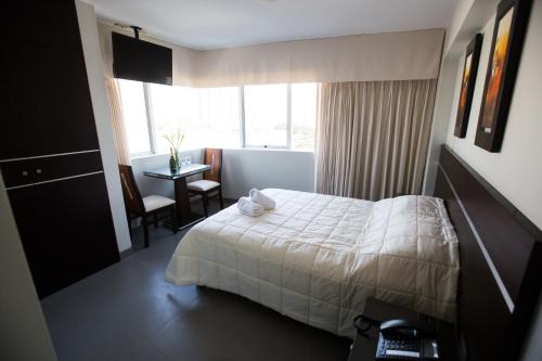 Mariategui Hotel & Suites